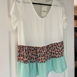 Leopard ruffled print top